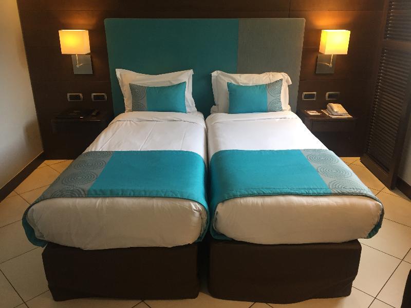 Aston La Scala Hotel 4*